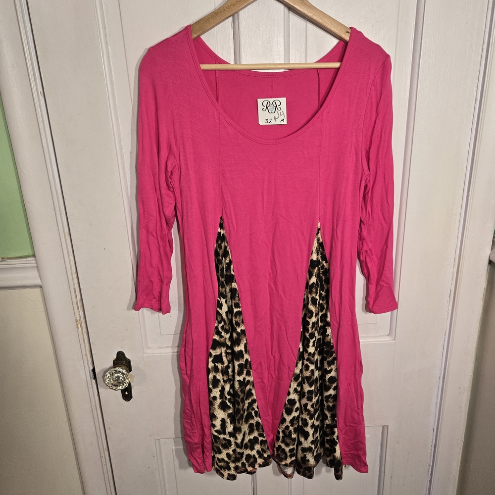 R&R Fuchsia and Leopard Print Tunic SIZE M